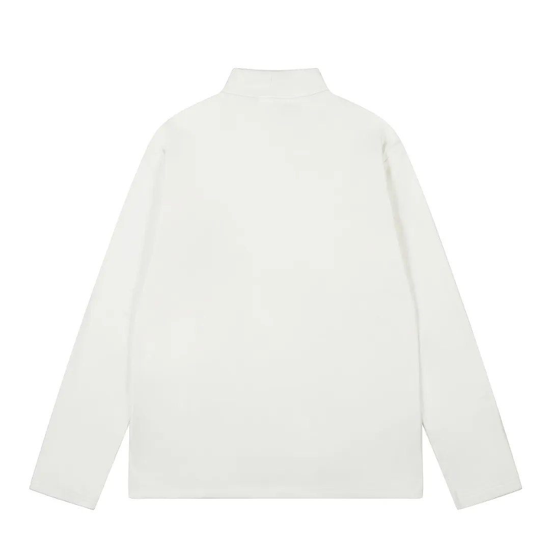 P190 Top quality" Style number: DS606# (not off the shelves all year round) [Ralph Lauren half turtleneck solid color pony embroidery logo basic round neck long sleeves] ✅Ralph Lauren Ralph Lauren classic basic versatile unisex half turtleneck pullover German velvet long sleeves ✅Main supply platform live broadcast Wholesale entities Replenish when out of stock Not off the shelves ✅ZP quality 1:1 version Scan the code to enter the GF website Counter quality ✅Detailed quality The only one in Guangzhou 280g German velvet fabric is comfortable and warm. It focuses on high-end and cost-effective. Needless to say good quality. ✅The version is restored to the original order. The maximum size can be worn up to 180 pounds. Loose, comfortable and stress-free. ✅The upper body is simple and easy to match. A must-have item for ootd. Good-looking clothes are never picky. A must-have in couples' wardrobes. Size: